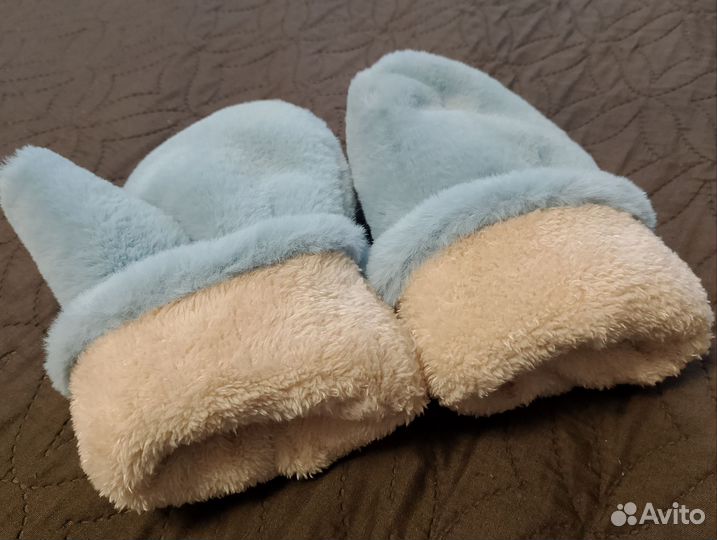 Варежки зимние женские