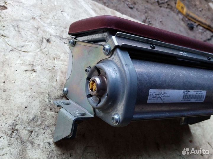 Подушка безопасности пас. Maserati Quattroporte 5