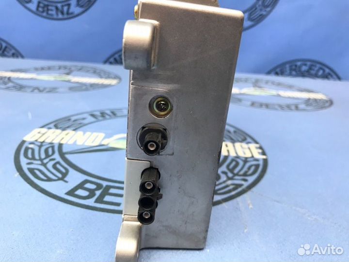 Блок электронный Mercedes-Benz E-Class W211