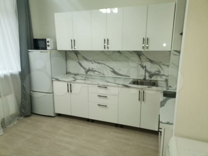 1-к. апартаменты, 37 м², 2/10 эт.