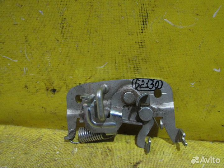 Петля замка багажника Mitsubishi Lancer 10 07-13 г