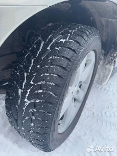 Hankook Winter I'Pike 235/55 R18