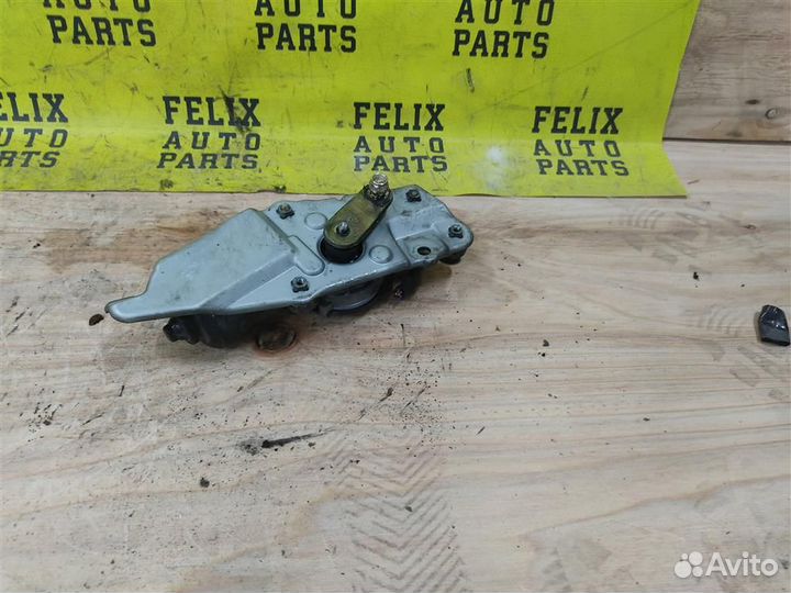 Трапеция стеклоочистителей Toyota Vista Ardeo zzv