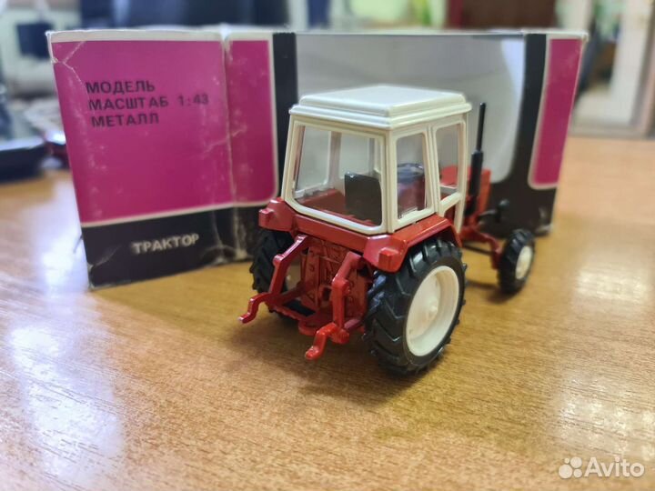 Модель СССР 1:43. Трактор мтз-82 
