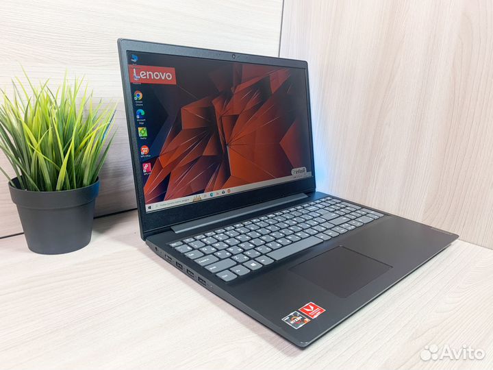 Ноутбук Lenovo AMD Ryzen 3/8Gb/SSD/Гарантия