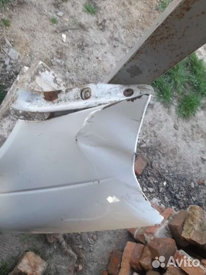 Крыло приора