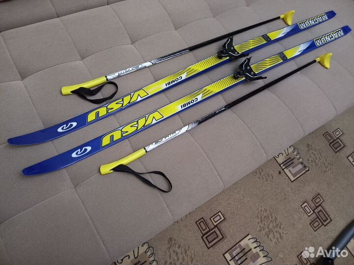 Лыжи 150см, палки, ботинки 34