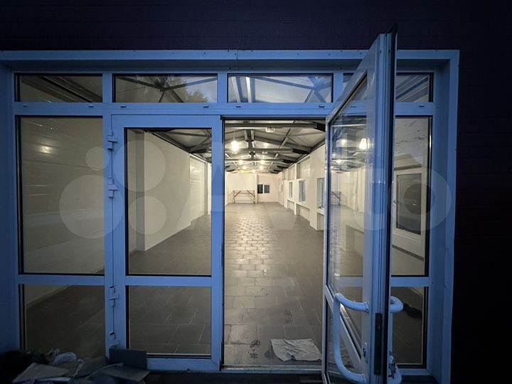 Торговая площадь, 105 м²