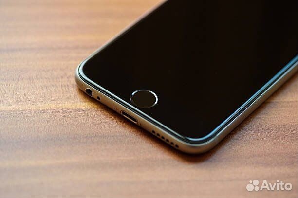 iPhone 6s «серый космос»