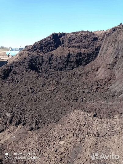 Чернозем, земля плодородная, грунт для грядок