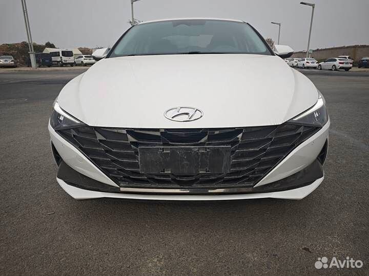 Hyundai Elantra 1.5 CVT, 2022, 14 000 км