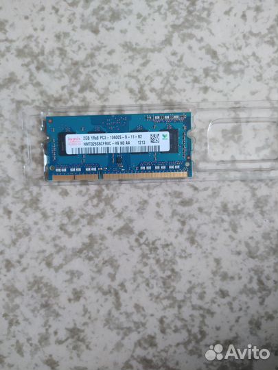 Процессор Celeron b800, память ddr3 2gb