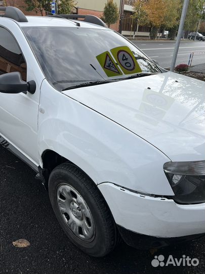 Крыло переднее правое renault duster