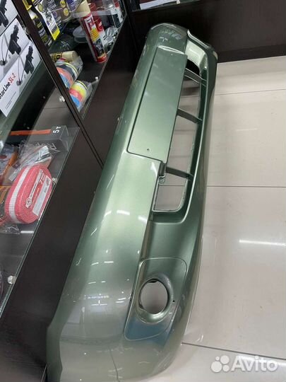 Бампер в цвет калина