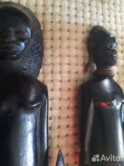 Фигурки из дерева