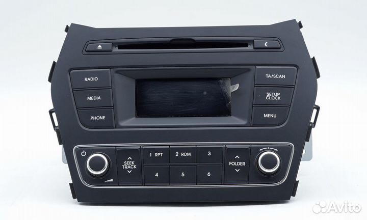 Автомагнитола штатная на Hyundai Santa Fe 2017