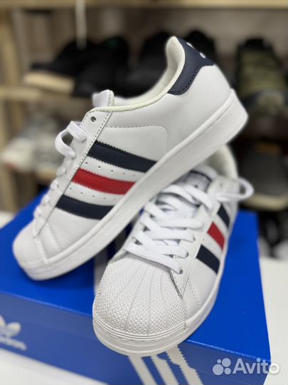 Кеды adidas Originals Superstar 40 размер