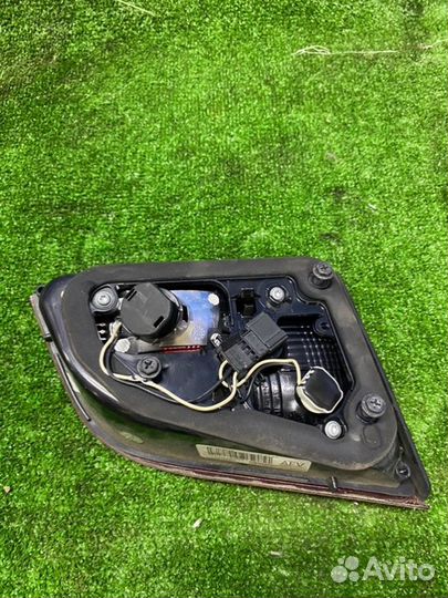 Фонарь в крышку правый Opel Astra J универсал