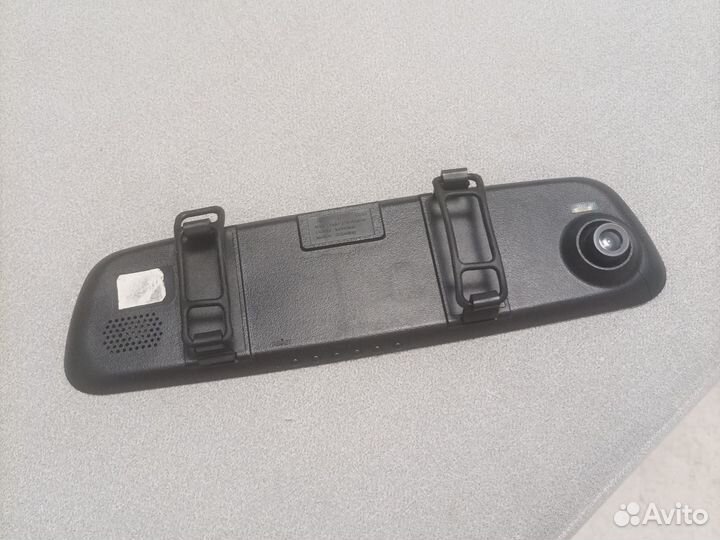 Зеркало заднего вида с видео регистратором