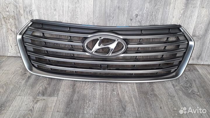 Решетка радиатора №31 hyundai grand Santa Fe 2015