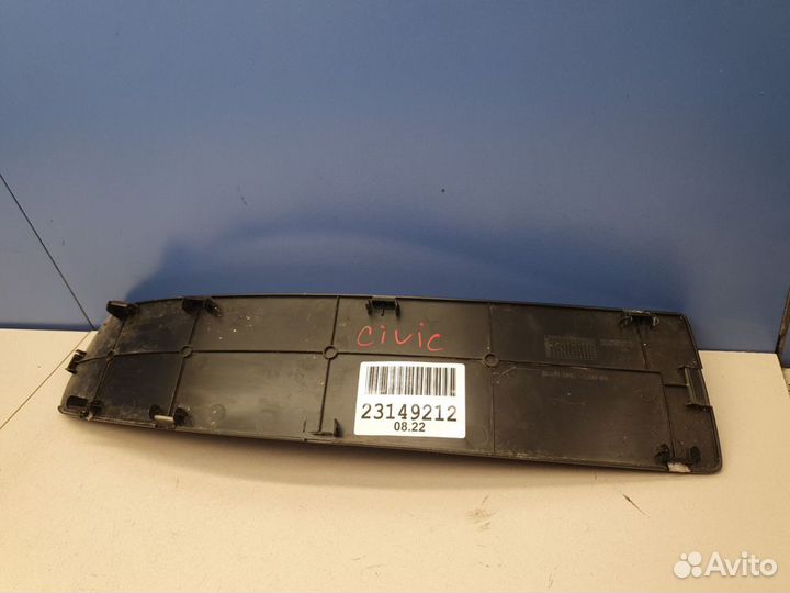 Накладка обшивки двери багажника левая Honda Civic