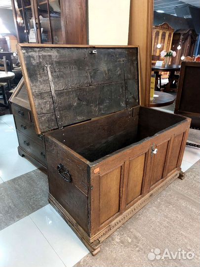 Сундук деревянный старинный
