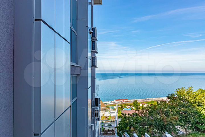 Дом 877 м² на участке 10,7 сот.