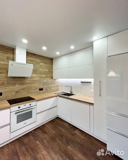 Кухня угловая/ белая кухня на заказ по эскизу