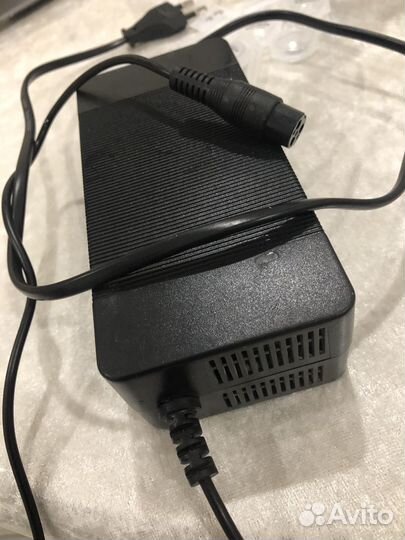 Зарядное устройство для Kugoo M4PRO, M5