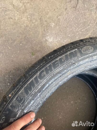 Michelin Pilot Alpin 285/30 R19 204