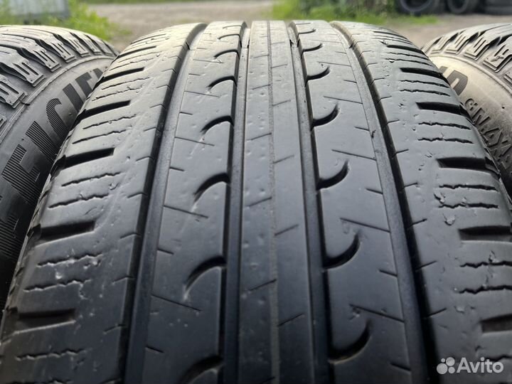 Goodyear EfficientGrip SUV 235/55 R19 105V