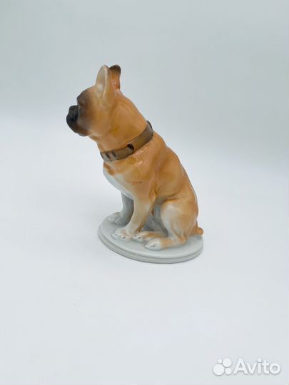 Статуэтка фарфор 