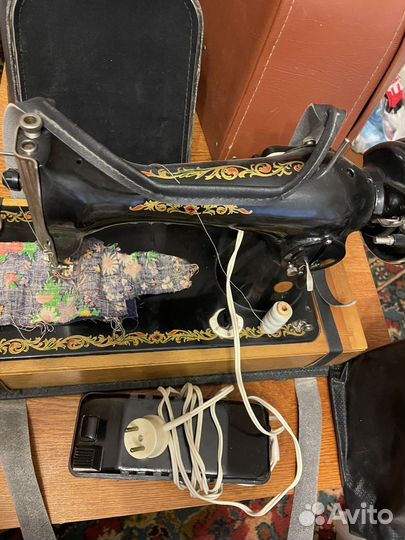 Швейная машина Подольск с электроприводом