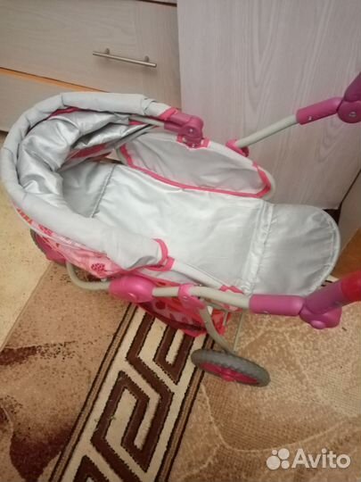 Кукольная коляска