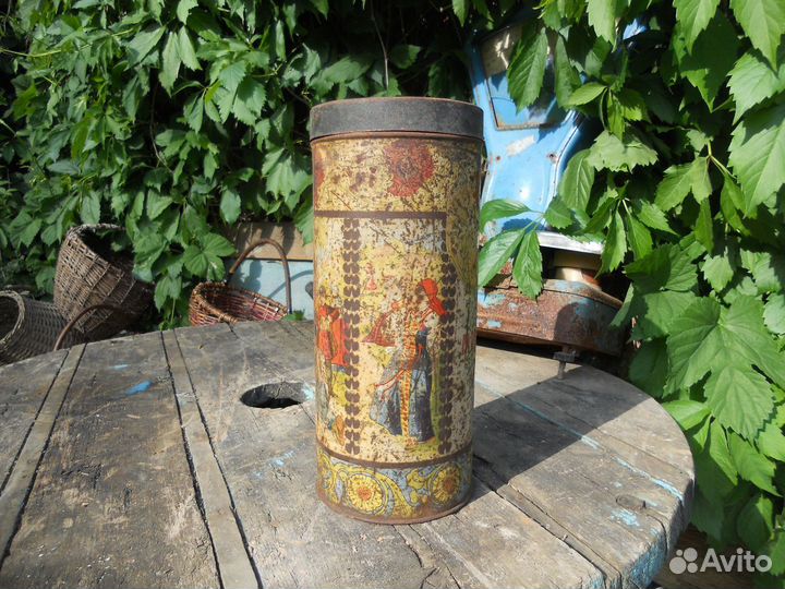 Жестяная банка монпансье Жанъ без авито-доставки