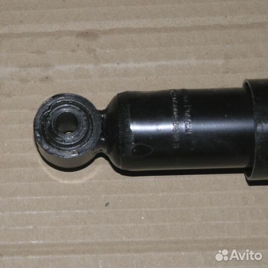 Амортизатор кабины камаз, маз передний (сааз)