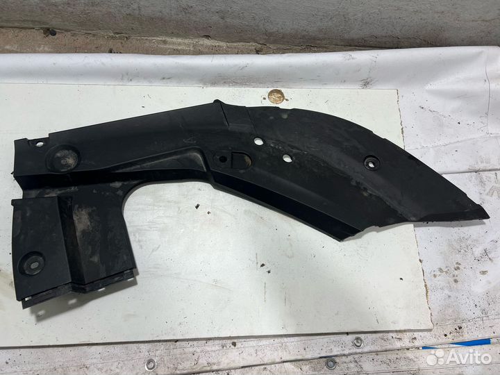 Накладка замка капота левая правая Chery Tiggo 8 P