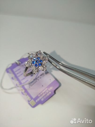 Кольца серебро с камнями