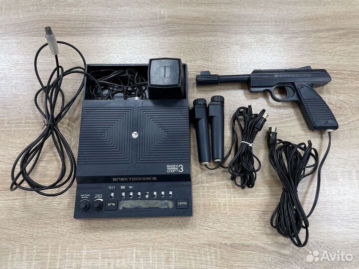 Игровая приставка видеоспорт 3 ретро денди PS1