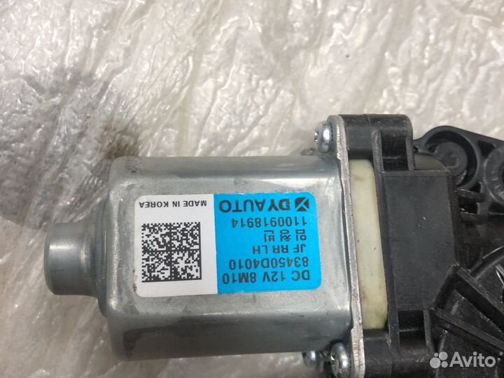 Моторчик стеклоподъемника левой двери Kia Optima 4