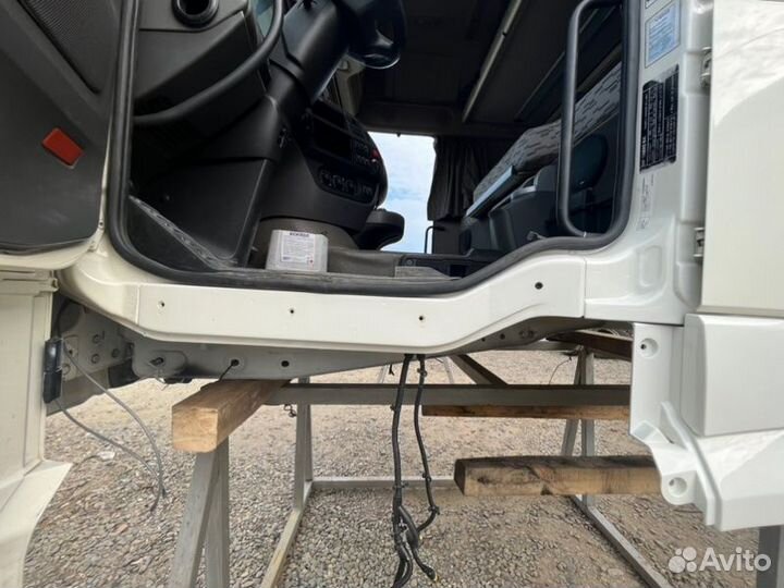 Кабина в сборе Daf Xf 106