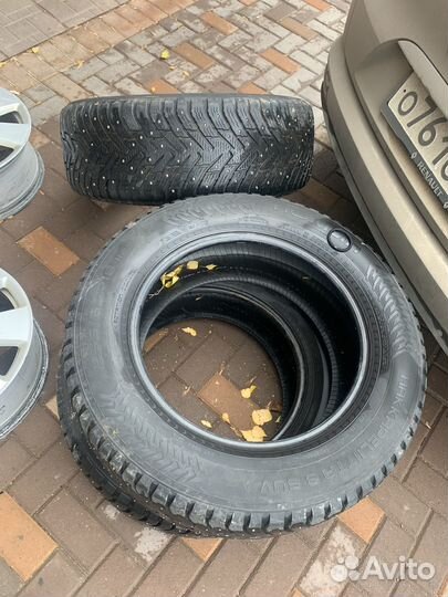 Nokian Tyres Hakkapeliitta 8 SUV 255/60 R18