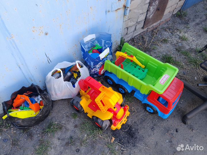 Детские игрушки