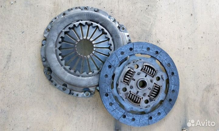 Шевроле Нива 2123 - Сцепление
