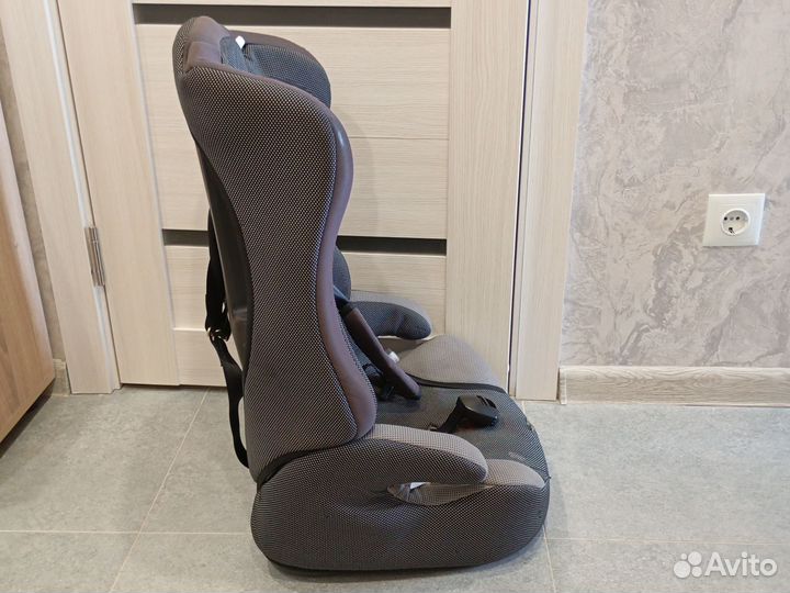 Автомобильное детское кресло от 0 до 18 кг