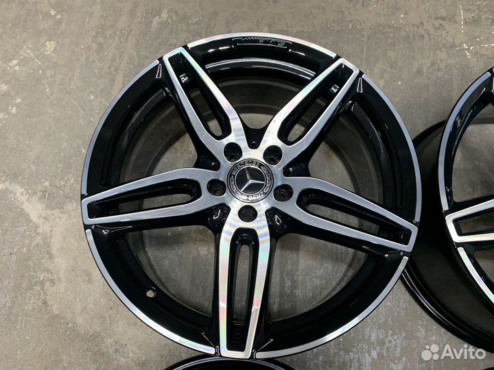 Оригинал разноширокие Mercedes W213 R19 AMG