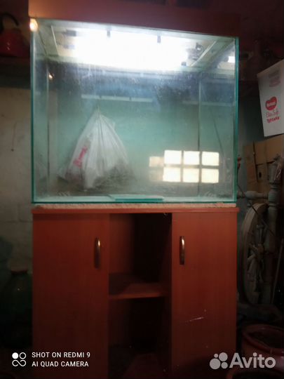 Аквариум с тумбой