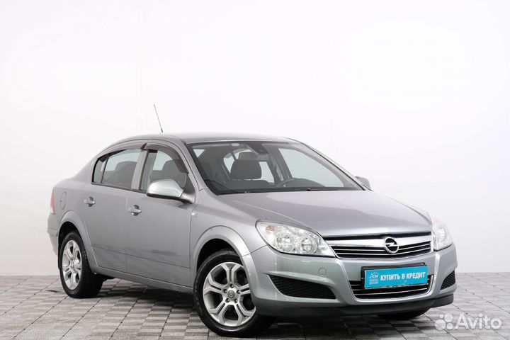 Opel Astra 1.6 МТ, 2011, 185 000 км