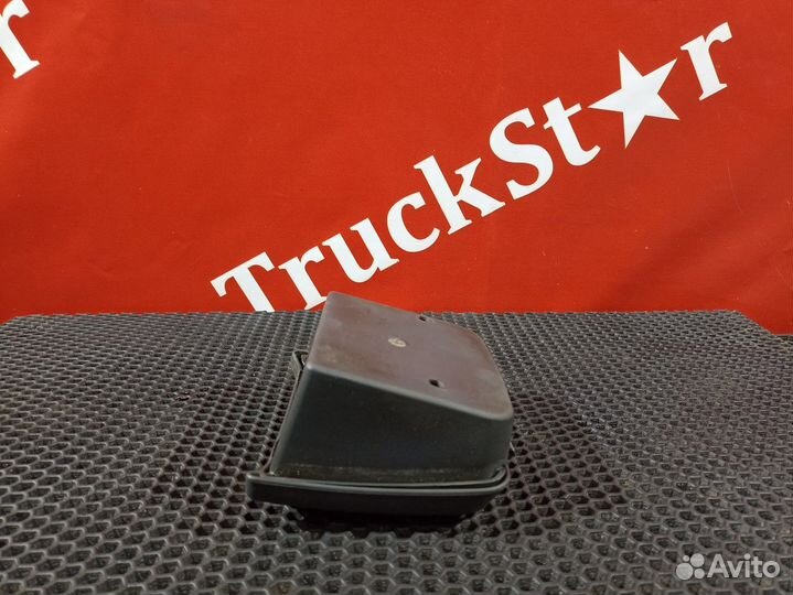 Крышка заднего крыла