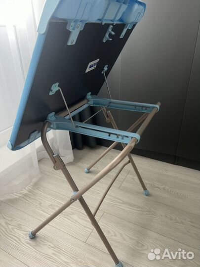 Комплект детской мебели 3-в-1 мольберт+стол+стул